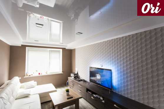 Пластиковые окна в гостиной