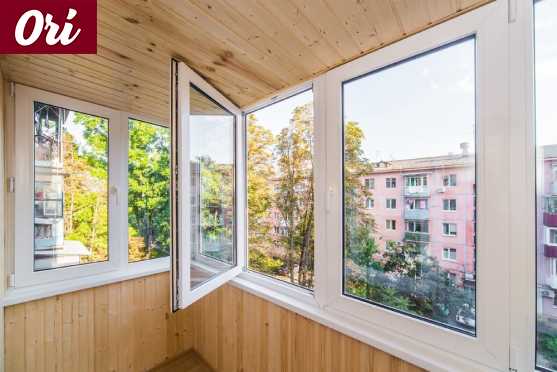 Монтаж немецкого профиля Rehau в Минске