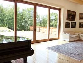 Чудесный вид из раздвижного окна